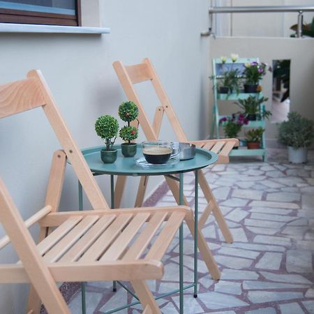 Comfy & Modern Apartment In The Heart Of Heraklion Zewnętrze zdjęcie