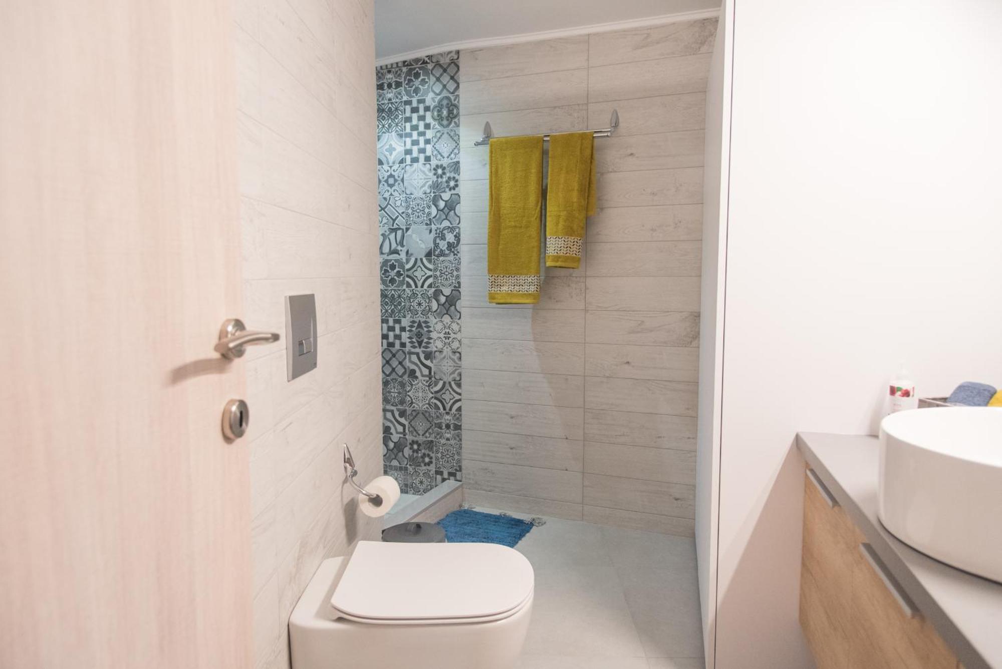 Comfy & Modern Apartment In The Heart Of Heraklion Zewnętrze zdjęcie